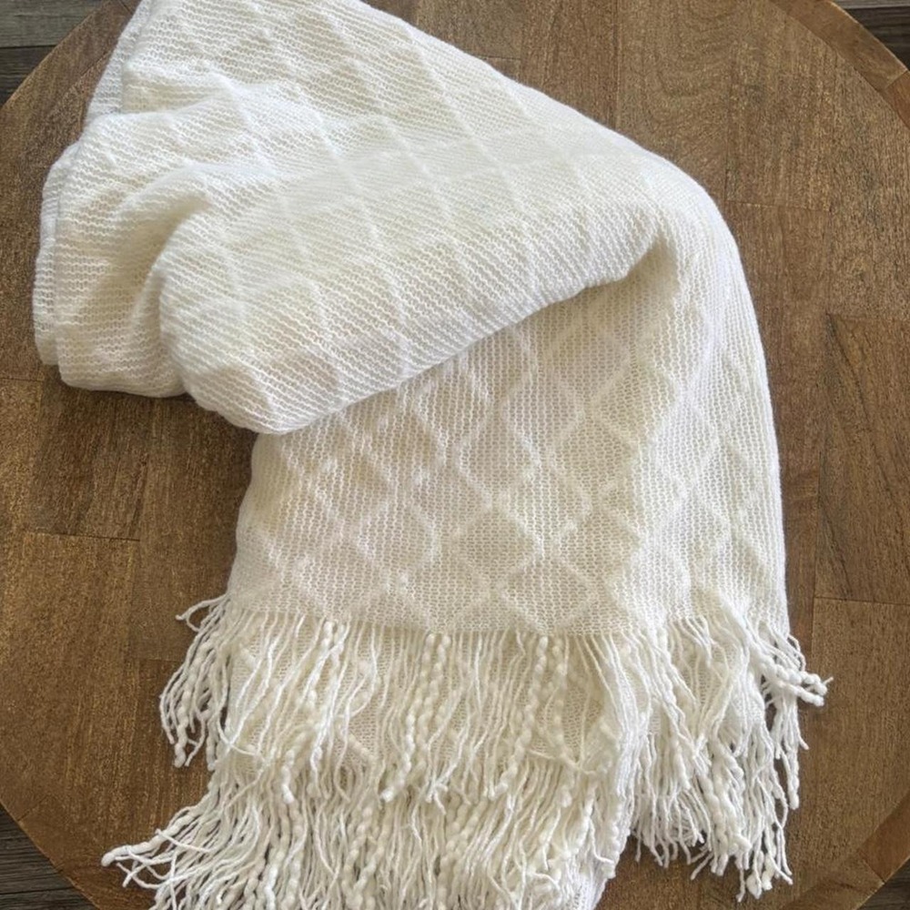 White Knit Throw